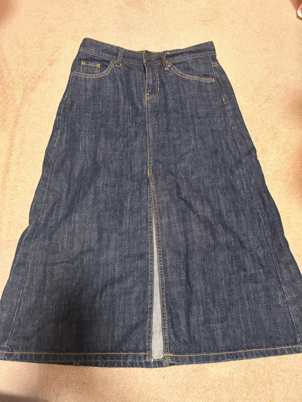 Woman’s Dark Blue Denim maxi Skirt